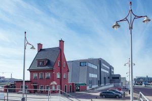 Topzeilcentrum naart het Rode Huisje