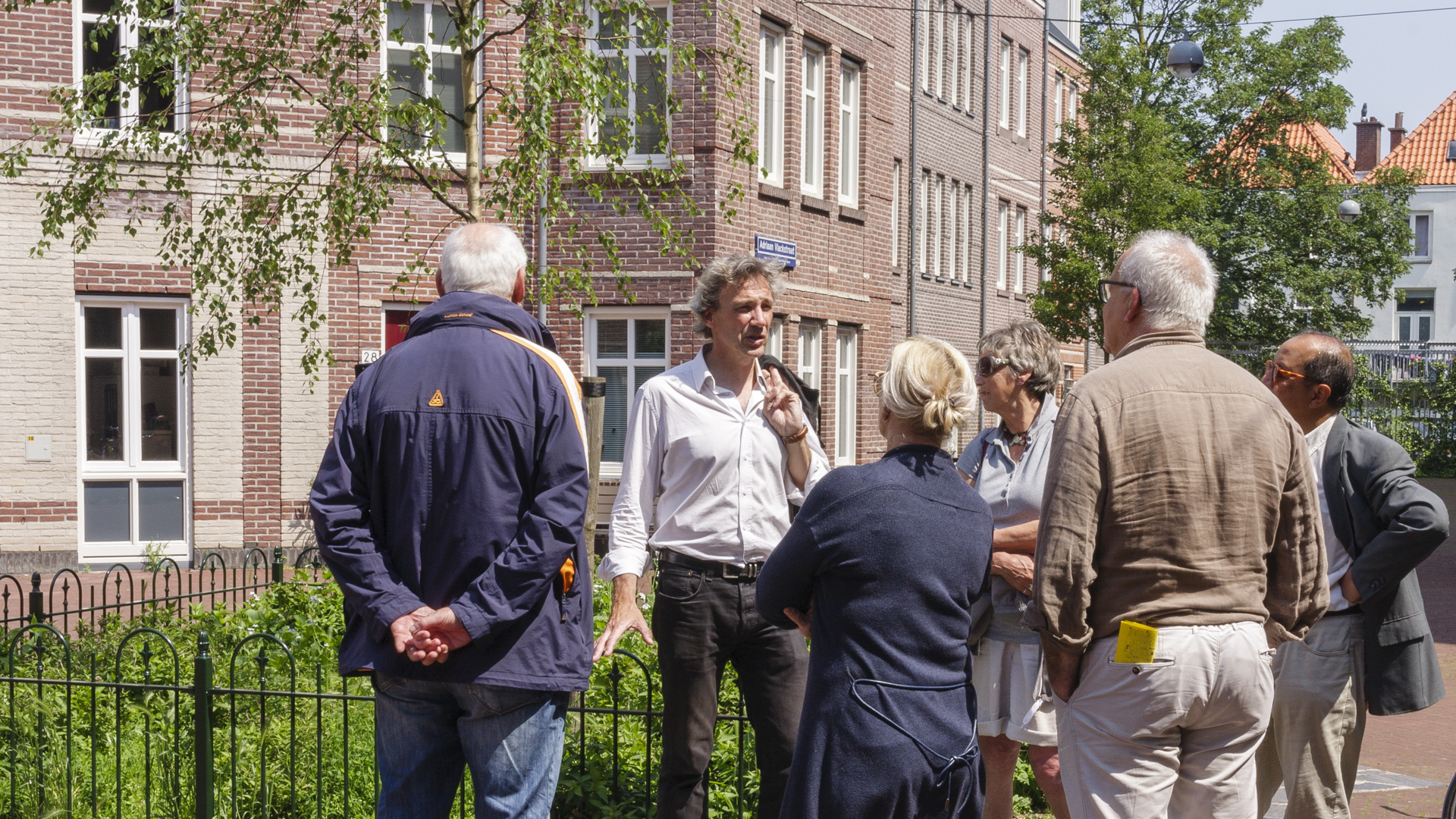 Rondleiding het Haegsch Hof Rivierenbuurt